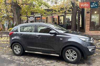 Позашляховик / Кросовер Kia Sportage 2011 в Харкові