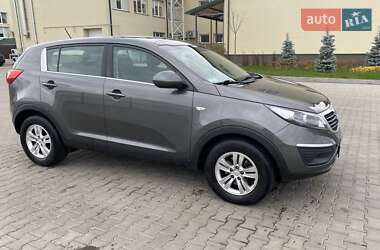 Позашляховик / Кросовер Kia Sportage 2012 в Луцьку