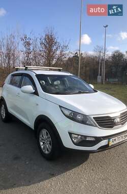 Внедорожник / Кроссовер Kia Sportage 2013 в Житомире