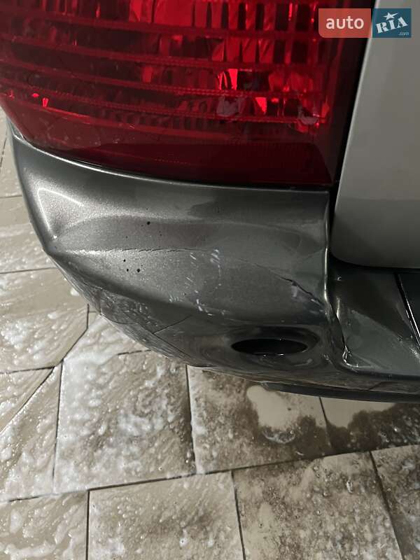 Позашляховик / Кросовер Kia Sportage 2005 в Ізюмі