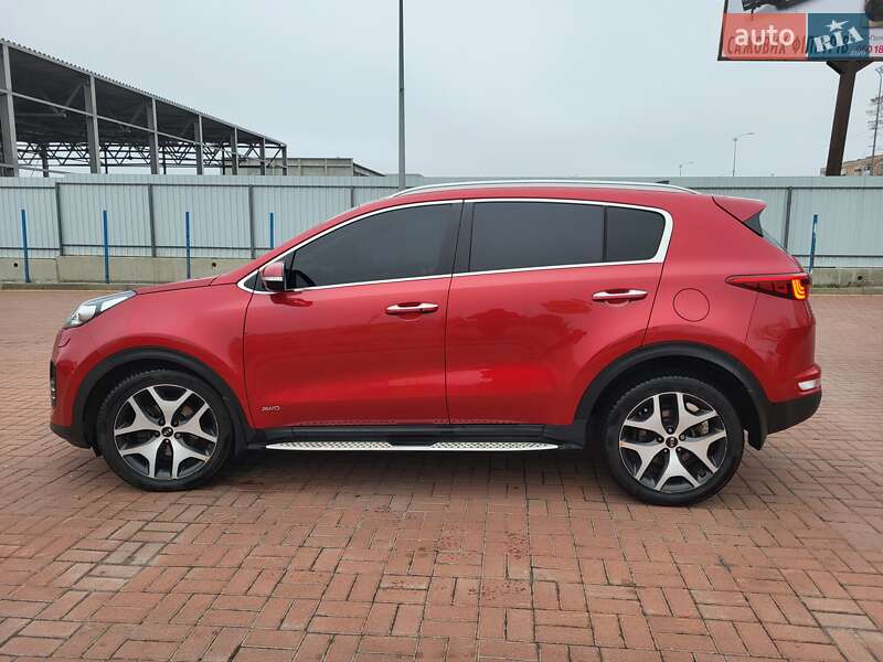 Позашляховик / Кросовер Kia Sportage 2016 в Полтаві