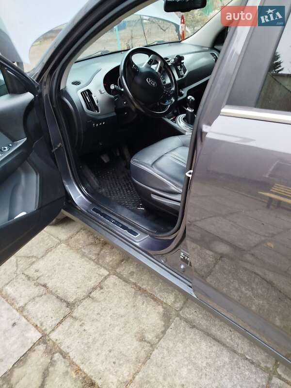 Внедорожник / Кроссовер Kia Sportage 2015 в Луцке