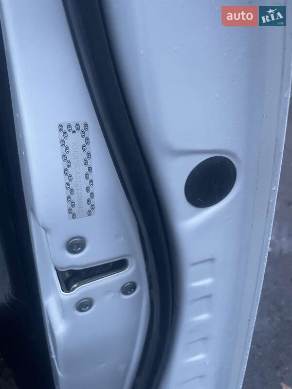 Внедорожник / Кроссовер Kia Sportage 2012 в Одессе