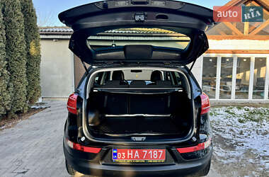 Позашляховик / Кросовер Kia Sportage 2013 в 