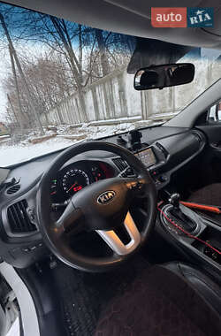 Позашляховик / Кросовер Kia Sportage 2013 в Чернігові