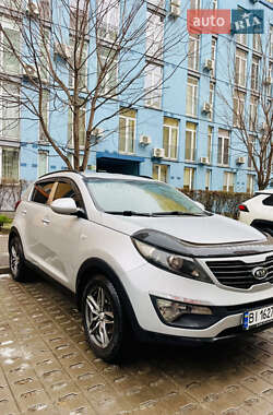 Позашляховик / Кросовер Kia Sportage 2011 в Києві