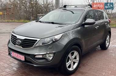 Позашляховик / Кросовер Kia Sportage 2011 в Рівному