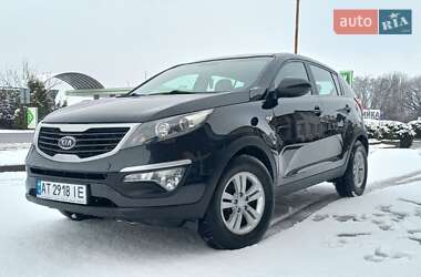 Внедорожник / Кроссовер Kia Sportage 2012 в Снятине