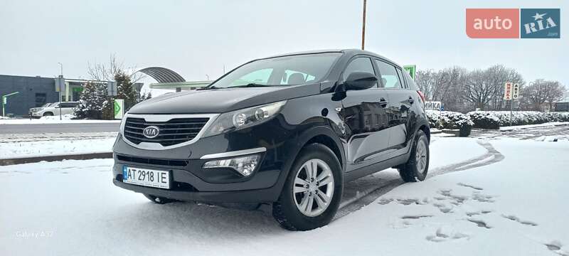 Позашляховик / Кросовер Kia Sportage 2012 в Снятині