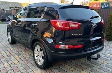 Позашляховик / Кросовер Kia Sportage 2011 в Івано-Франківську