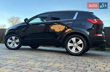 Позашляховик / Кросовер Kia Sportage 2011 в Івано-Франківську