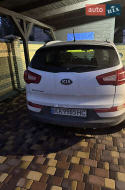 Позашляховик / Кросовер Kia Sportage 2013 в Києві