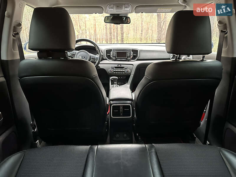 Позашляховик / Кросовер Kia Sportage 2017 в Гостомелі