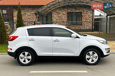 Позашляховик / Кросовер Kia Sportage 2013 в Дніпрі