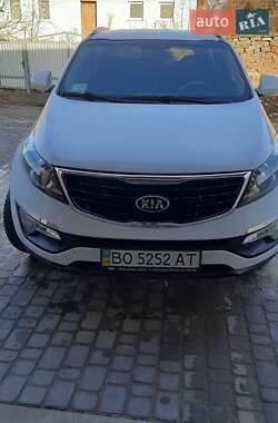 Внедорожник / Кроссовер Kia Sportage 2015 в Залещиках