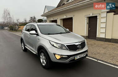 Позашляховик / Кросовер Kia Sportage 2015 в Полтаві