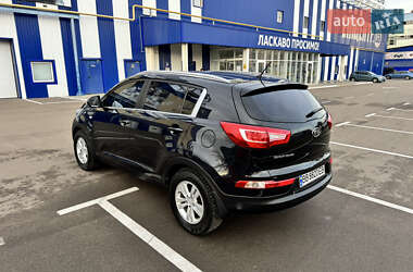 Позашляховик / Кросовер Kia Sportage 2012 в Києві