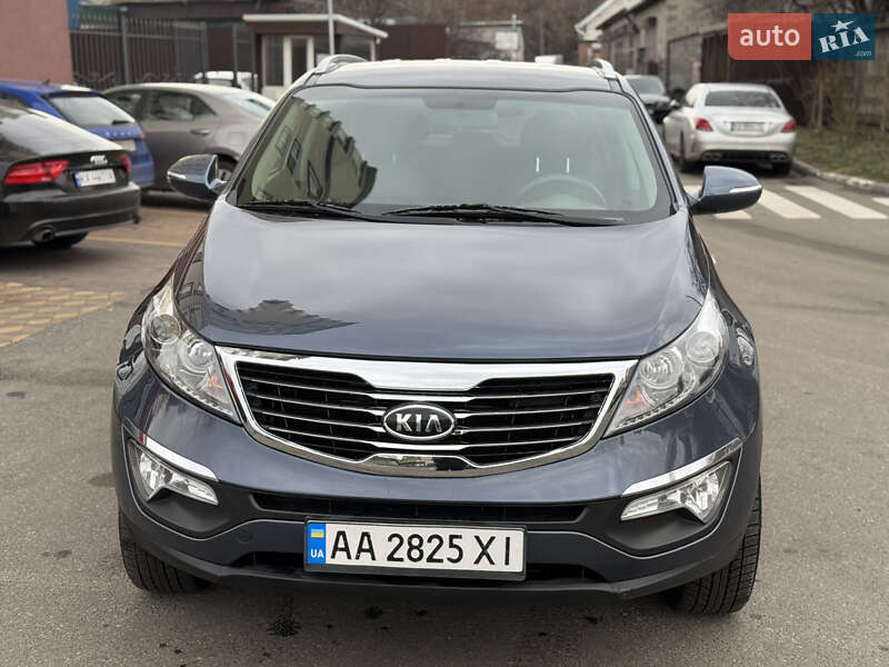 Внедорожник / Кроссовер Kia Sportage 2013 в Киеве