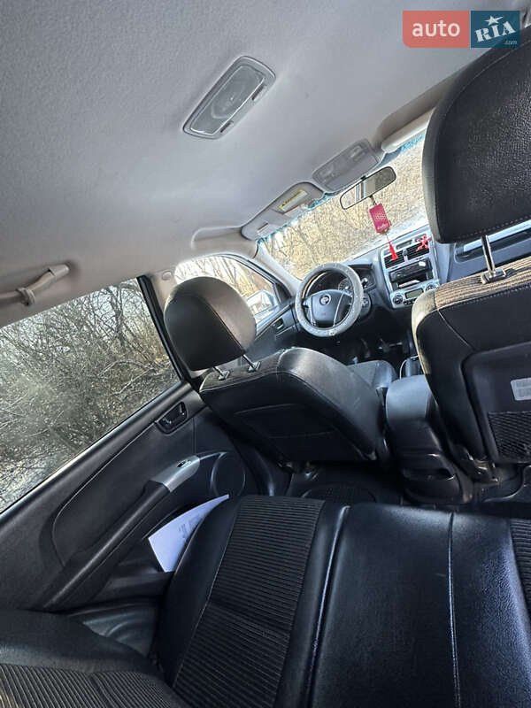 Позашляховик / Кросовер Kia Sportage 2006 в Мельниці-Подільській