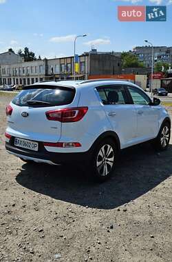 Внедорожник / Кроссовер Kia Sportage 2013 в Харькове