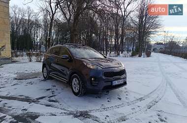 Внедорожник / Кроссовер Kia Sportage 2017 в Староконстантинове