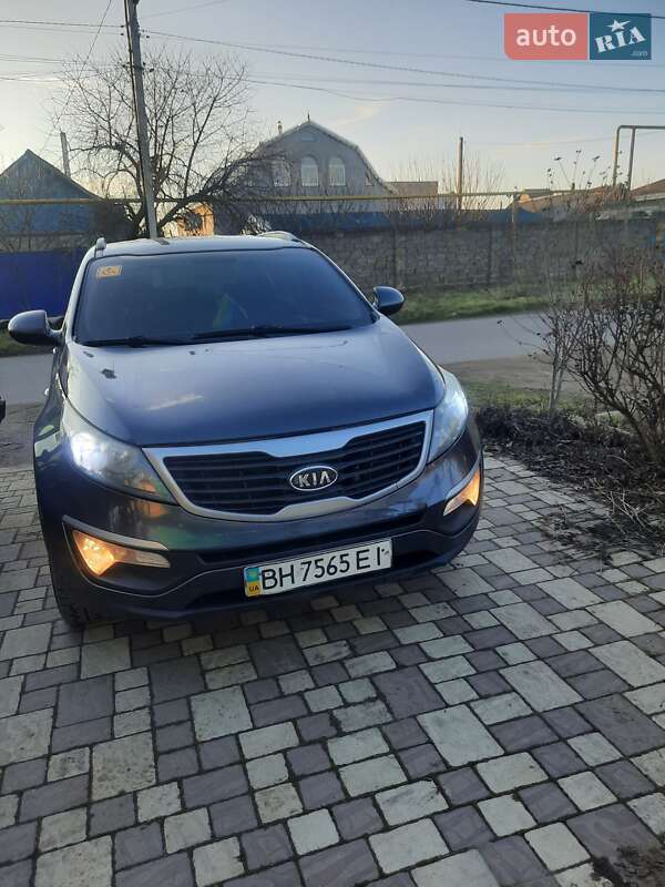 Внедорожник / Кроссовер Kia Sportage 2012 в Одессе