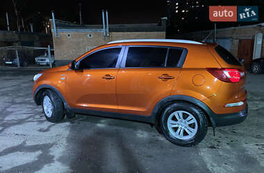 Внедорожник / Кроссовер Kia Sportage 2011 в Полтаве