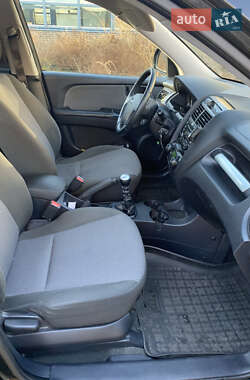 Позашляховик / Кросовер Kia Sportage 2007 в 