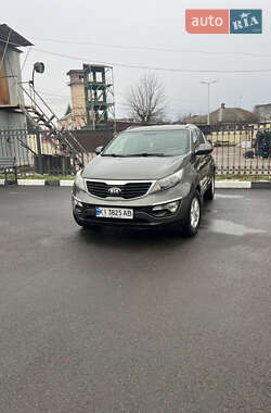 Внедорожник / Кроссовер Kia Sportage 2012 в Коростене