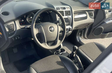 Внедорожник / Кроссовер Kia Sportage 2005 в 