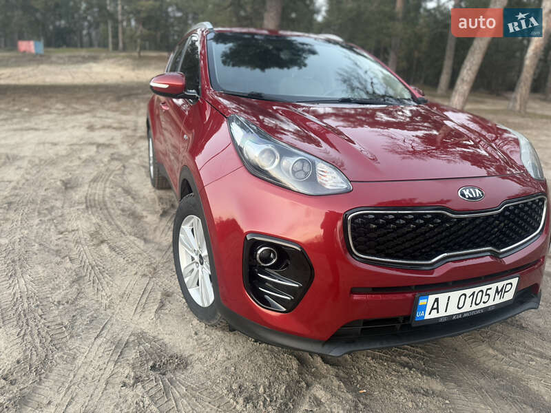 Внедорожник / Кроссовер Kia Sportage 2017 в Вишневом фото 6 Внедорожник / Кроссовер Kia Sportage 2017 в Вишневом