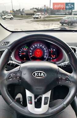 Позашляховик / Кросовер Kia Sportage 2011 в Києві