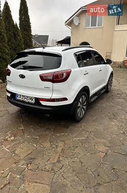 Позашляховик / Кросовер Kia Sportage 2012 в Києві