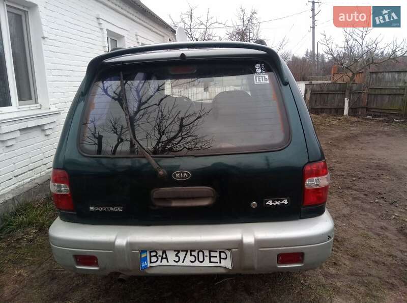 Внедорожник / Кроссовер Kia Sportage 1999 в Макарове