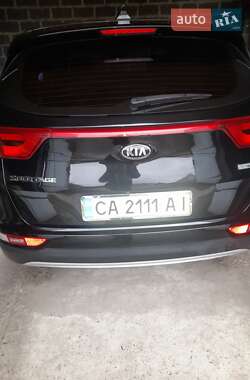 Внедорожник / Кроссовер Kia Sportage 2015 в 
