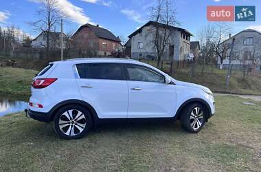 Внедорожник / Кроссовер Kia Sportage 2012 в Самборе