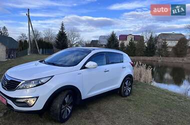 Внедорожник / Кроссовер Kia Sportage 2012 в Самборе