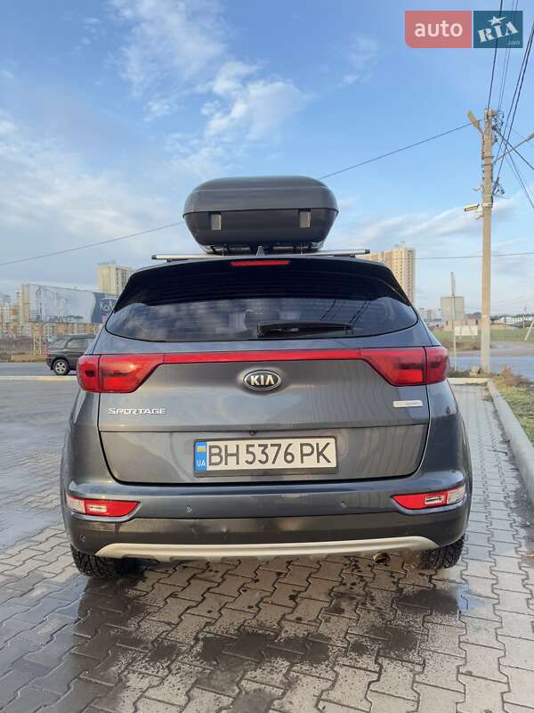 Позашляховик / Кросовер Kia Sportage 2017 в Одесі