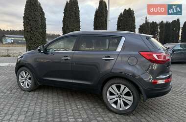 Внедорожник / Кроссовер Kia Sportage 2012 в 