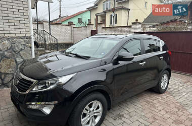 Позашляховик / Кросовер Kia Sportage 2011 в 