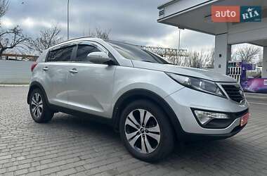 Позашляховик / Кросовер Kia Sportage 2011 в Одесі