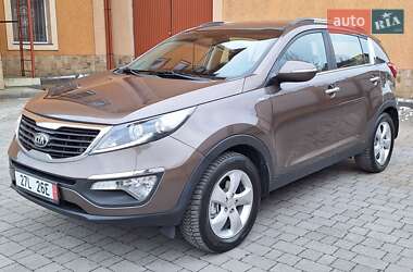 Позашляховик / Кросовер Kia Sportage 2013 в Коломиї