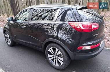 Позашляховик / Кросовер Kia Sportage 2012 в 