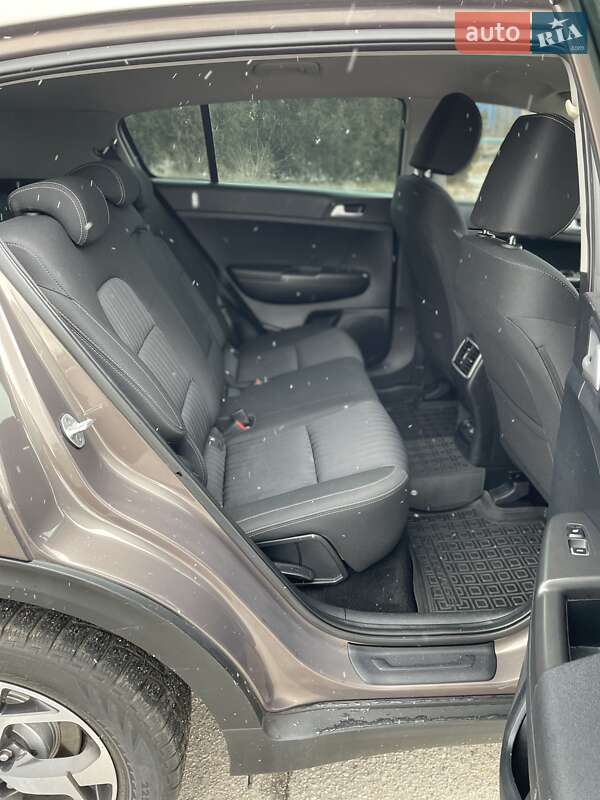 Позашляховик / Кросовер Kia Sportage 2019 в Дніпрі