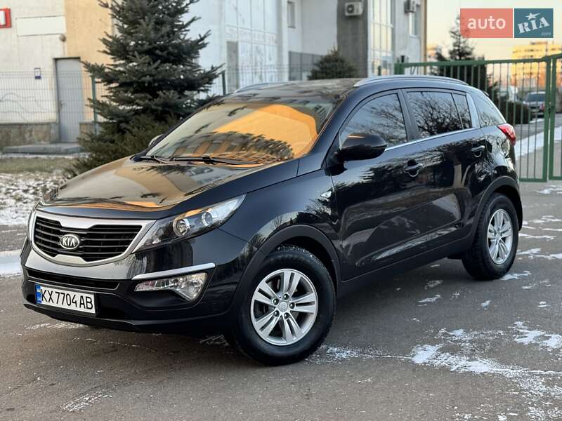 Внедорожник / Кроссовер Kia Sportage 2011 в Харькове