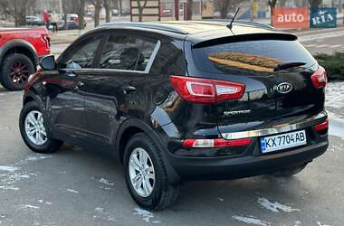 Внедорожник / Кроссовер Kia Sportage 2011 в Харькове