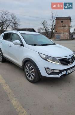 Позашляховик / Кросовер Kia Sportage 2012 в Києві