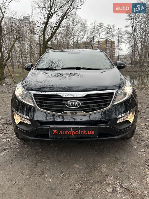 Внедорожник / Кроссовер Kia Sportage 2011 в Сумах