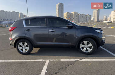 Позашляховик / Кросовер Kia Sportage 2013 в Києві