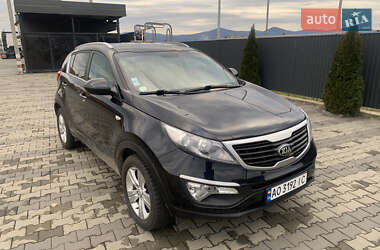 Внедорожник / Кроссовер Kia Sportage 2013 в 
